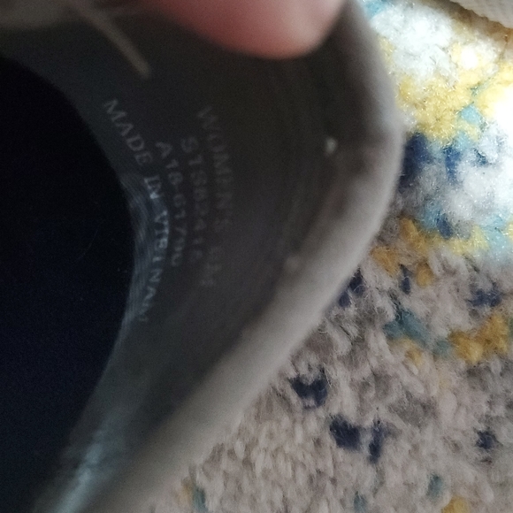 Lasercut Sperry slip ons - Picture 8 of 9